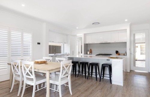 Dunsborough House | Newly Built Luxury Modern Home
