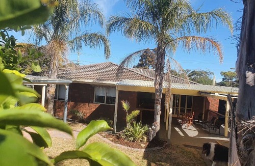 Rosebud House | Nice 3-bedroom house with AC in charming Rosebud