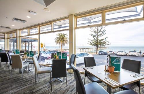 Brighton Hotel | Nightcap at Esplanade Hotel