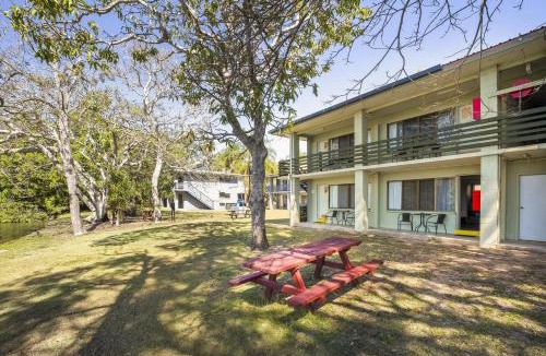 Urangan Hotel | Nightcap at Kondari Resort