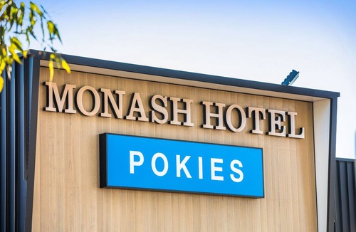 Clayton Hotel | Nightcap at Monash Hotel
