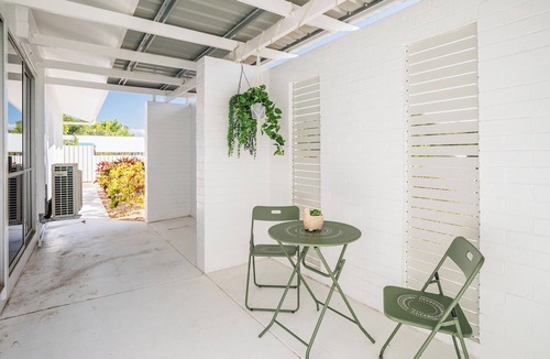 Nightcliff House | Nightcliff Exquisite Family Home with Pool