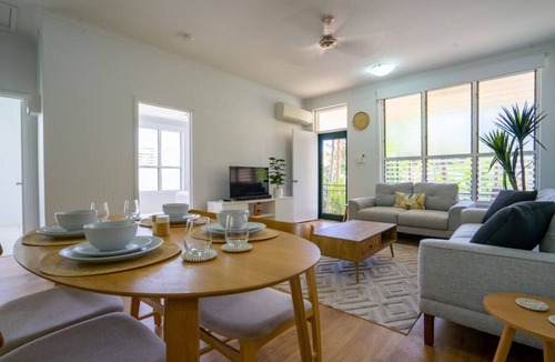 Nightcliff Apartment | NIGHTCLIFF RETREAT - Stylish 2BR Apt