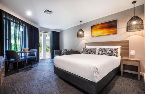 Doncaster Apartment | Nightelier Doncaster