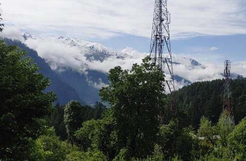 Old Manali House | Nirvana Stays and Cafe
