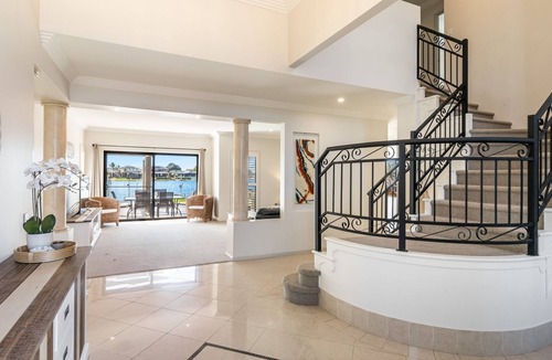 Yamba House | Nirvana Waters - Waterfront with Private Pontoon & Pool - Holiday Yamba