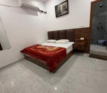 Vrindavan House | Nisha sadan