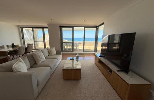 Cottesloe Apartment | No.16 Penthouse Beach View Apartment Cottesloe