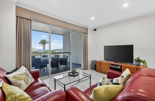 Victor Harbor Apartment | No#2 The Block Appartment