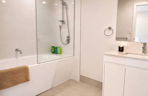 Pimpama House | No.20 3B Pimpama Home