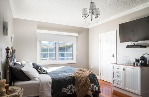 Stanley Bed & Breakfast | Noah's Stanley Luxury Bed and Breakfast