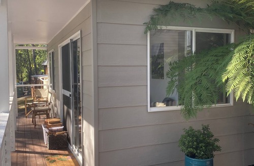 Noojee Apartment | Noojee Views, Cozy Studio, Wood heater Deck. Close to trestle bridge, waterfalls