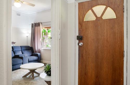 North Beach House | North Beach Cottage Swan BnB Management