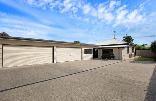 North Mackay House | North Central Holiday Home