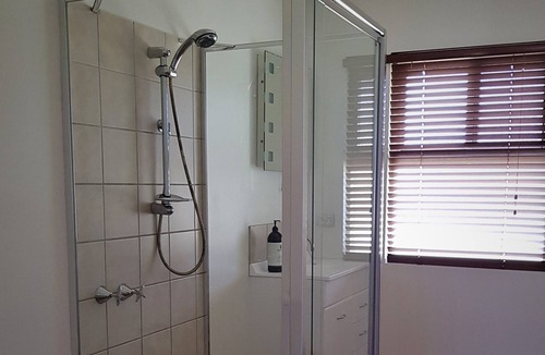 Beaumaris House | North Shelly Beach House on Great Eastern Drive !
