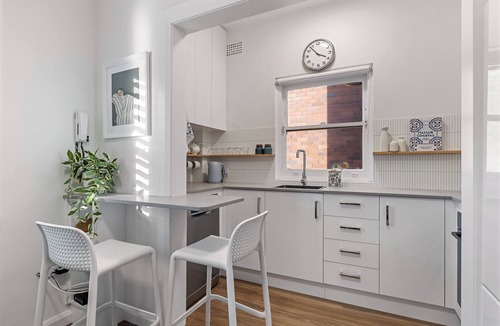 Cammeray Apartment | North Sydney Nook - Chic and Comfortable