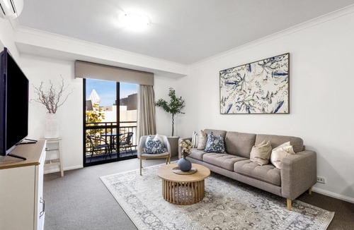 Northbridge Apartment | Northbridge Hideaway 2BDR 1BTH