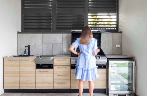 Glenelg North House | Northshore Luxe Pool House Glenelg North