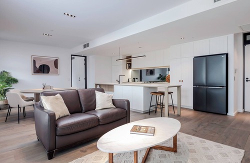 Norwood Apartment | Norwood Executive Apartment/WiFi/Free Parking