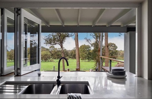 Yallingup Siding House | Notable Downs Estate near Margaret River Wineries