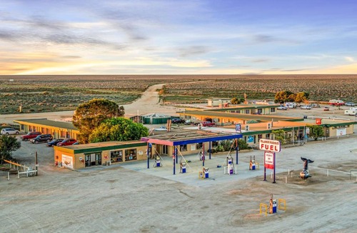 Nullarbor Hotel | Nullarbor Roadhouse