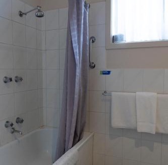 Blackburn Hotel | Nunawading Motor Inn