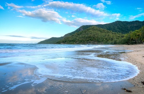 Oak Beach House | Oak Beach on the Sand