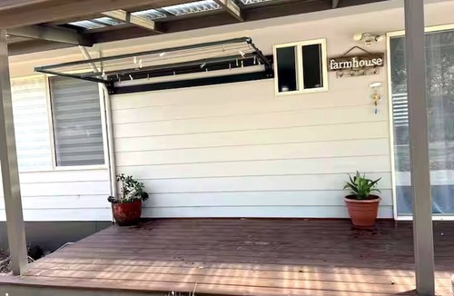 Chirnside Park Cottage | Oak Hill Cottage Peaceful Escape with Stunning Views