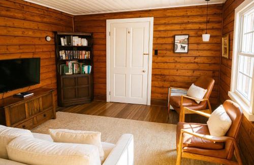 Killora Ski Chalet | Oakchester Cottage on Bruny Island