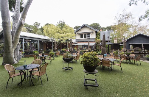 Wallington House | Oakdene Vineyards Guesthouse