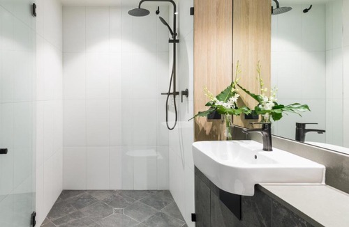 Cairns Central Business District Hotel | Oaks Cairns Hotel