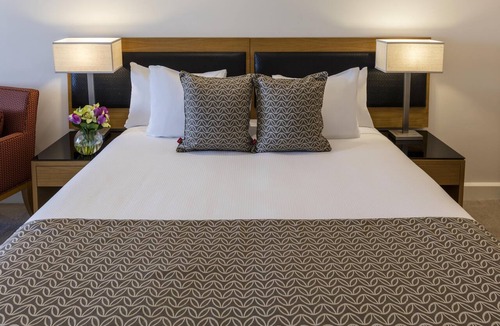 Darwin City Centre Hotel | Oaks Darwin Elan Hotel