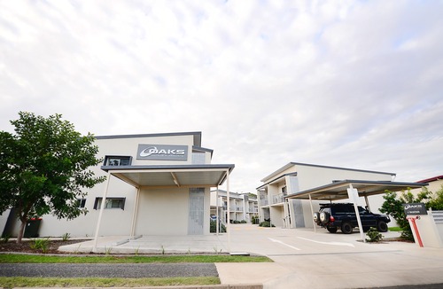 Middlemount Hotel | Oaks Middlemount Suites
