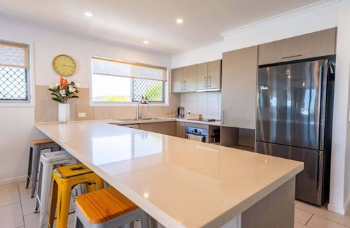 Agnes Water Apartment | Ocean Breeze– Ocean Views+Pool | Free Parking