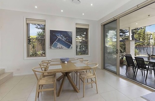 Norah Head House | Ocean Breeze - Pool, Beaches & Shops close by!