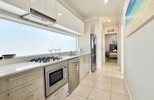 Caves Beach Villa | Ocean Mist at Caves Beach Villas