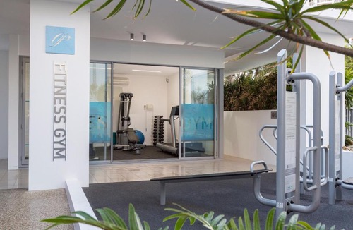 Broadbeach Apartment | Ocean Pacific Resort - Official