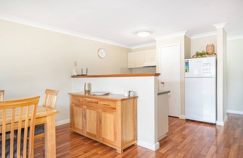 Broadwater Villa | Ocean Pearl - Unit 4 Cape View Resort