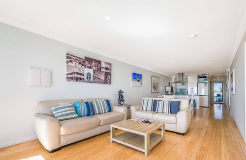 Lancelin House | Ocean Surf - Luxury Beachside Accomodation