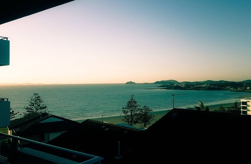 Yeppoon Apartment | Ocean View 1 Bed Unit . King Bed with En suite Bathroom