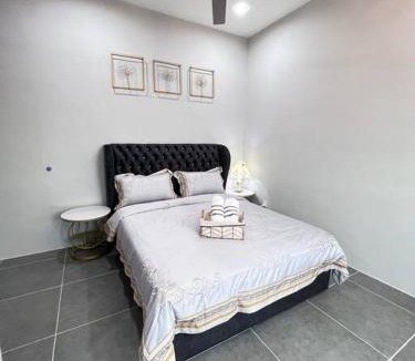 Kampung Pokok Asam Apartment | Ocean View 611