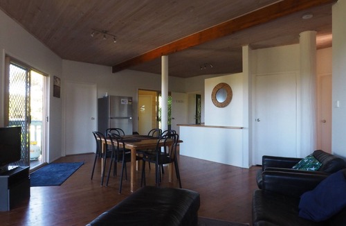 Orchid Beach House | Ocean Views Sleeps 20