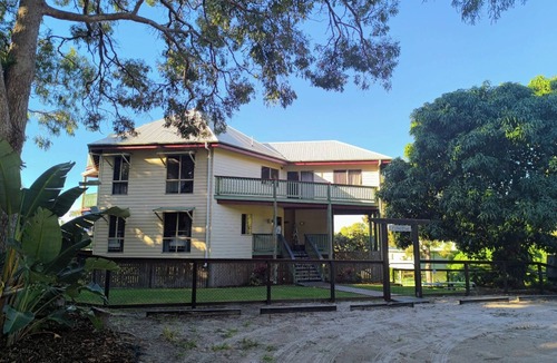 Orchid Beach House | Ocean Views Sleeps 20