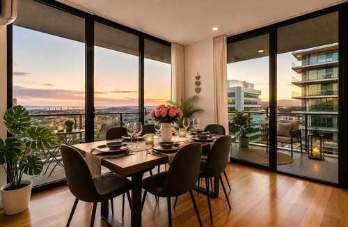 Wollongong CBD Apartment | Ocean Views | Walk to Beach, Dining & Stadiu