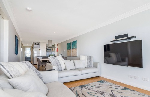 Lancelin House | Ocean Waves - Luxury beachside accommodation