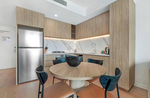 Broadbeach Apartment | OceanandRiver View 2 BDR Apartment next to GC Casino