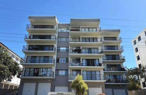 Kings Beach Apartment | Oceanic #7 - Great Location With Ocean Views