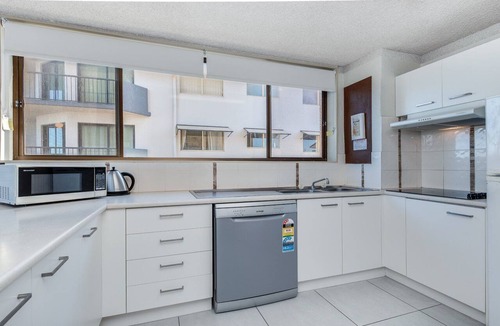 Kings Beach Apartment | Oceanic Unit 4 Kings Beach QLD