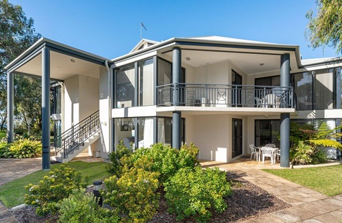 Broadwater Resort | Oceans Edge - Unit 11
