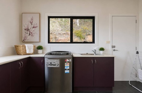 Sandy Bay Villa | Oceanview Escape Sandy Bay - Close to CBD